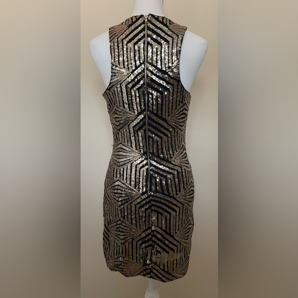 LULU'S Royal Flush Black and Gold, Geometric, Sequin,
Bodycon Mini Dress, Size M - Picture 4 of 10